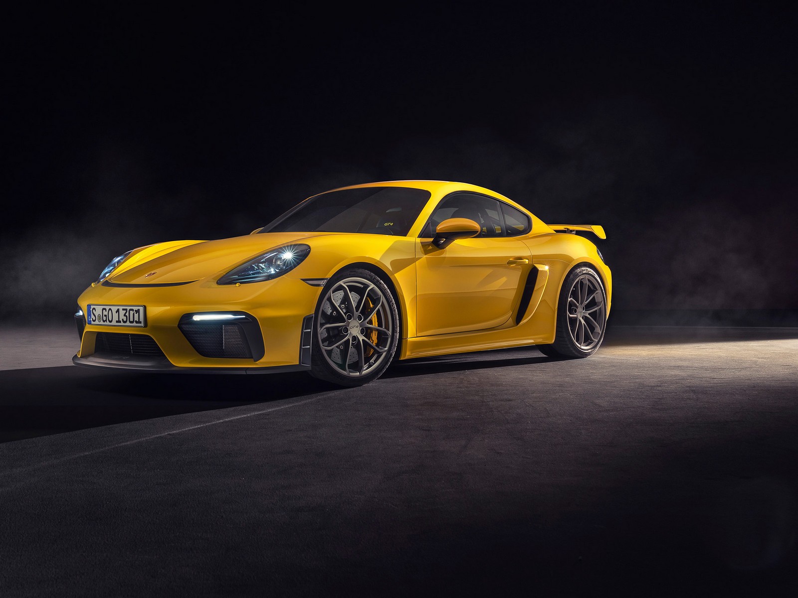 Фото Porsche 718 Cayman GT4 982 Купе