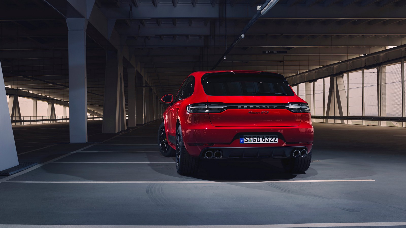 Фото Porsche Macan первое поколение рестайлинг GTS