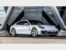 Фотография Porsche Panamera Хэтчбек