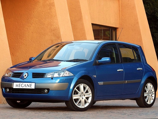 Фото Renault Megane второе поколение хэтчбек 5-дв.