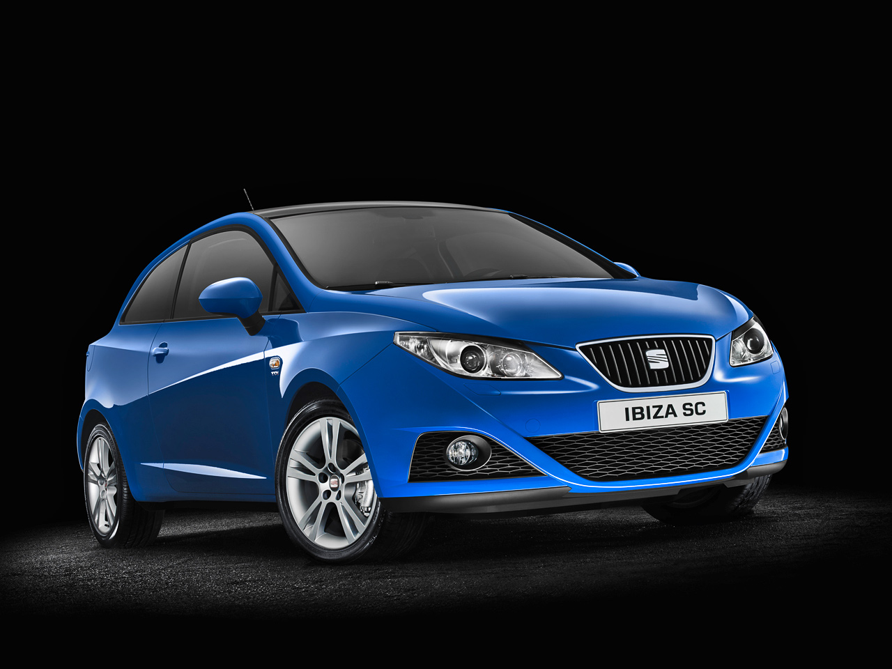 Фото SEAT Ibiza четвертое поколение SC