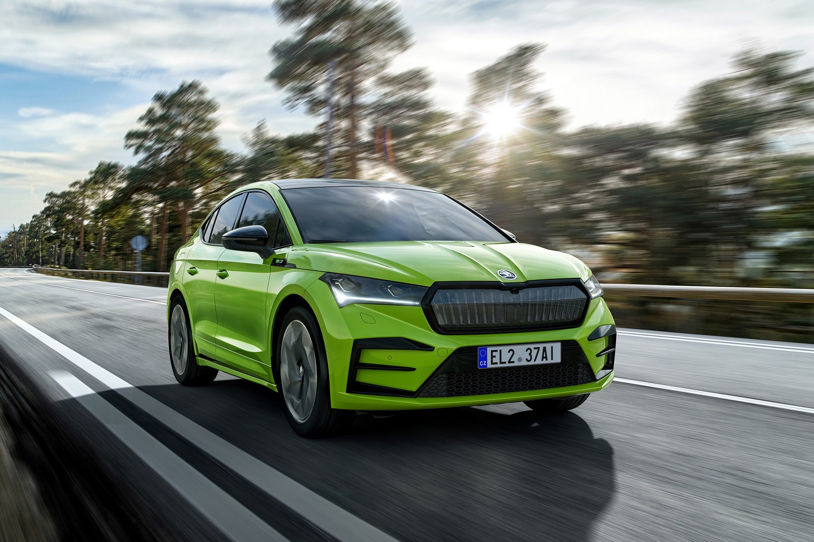 Фото Skoda Enyaq Coupe RS первое поколение Внедорожник