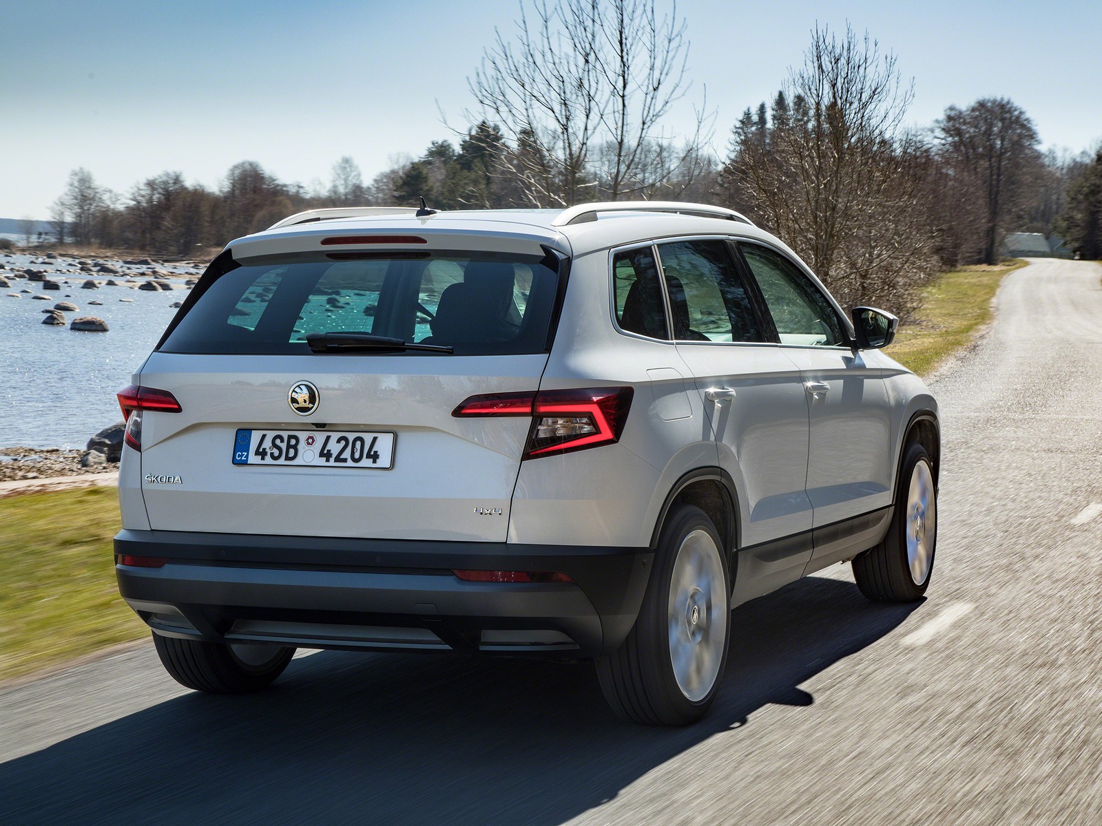 Фото Skoda Karoq первое поколение Внедорожник