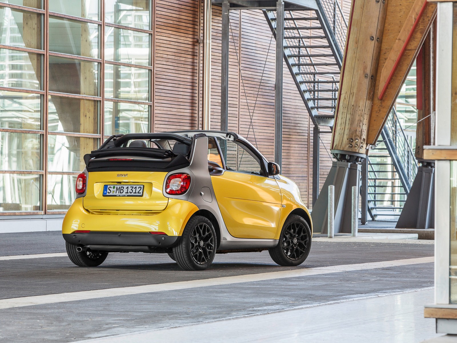 Фото Smart Fortwo третье поколение кабриолет