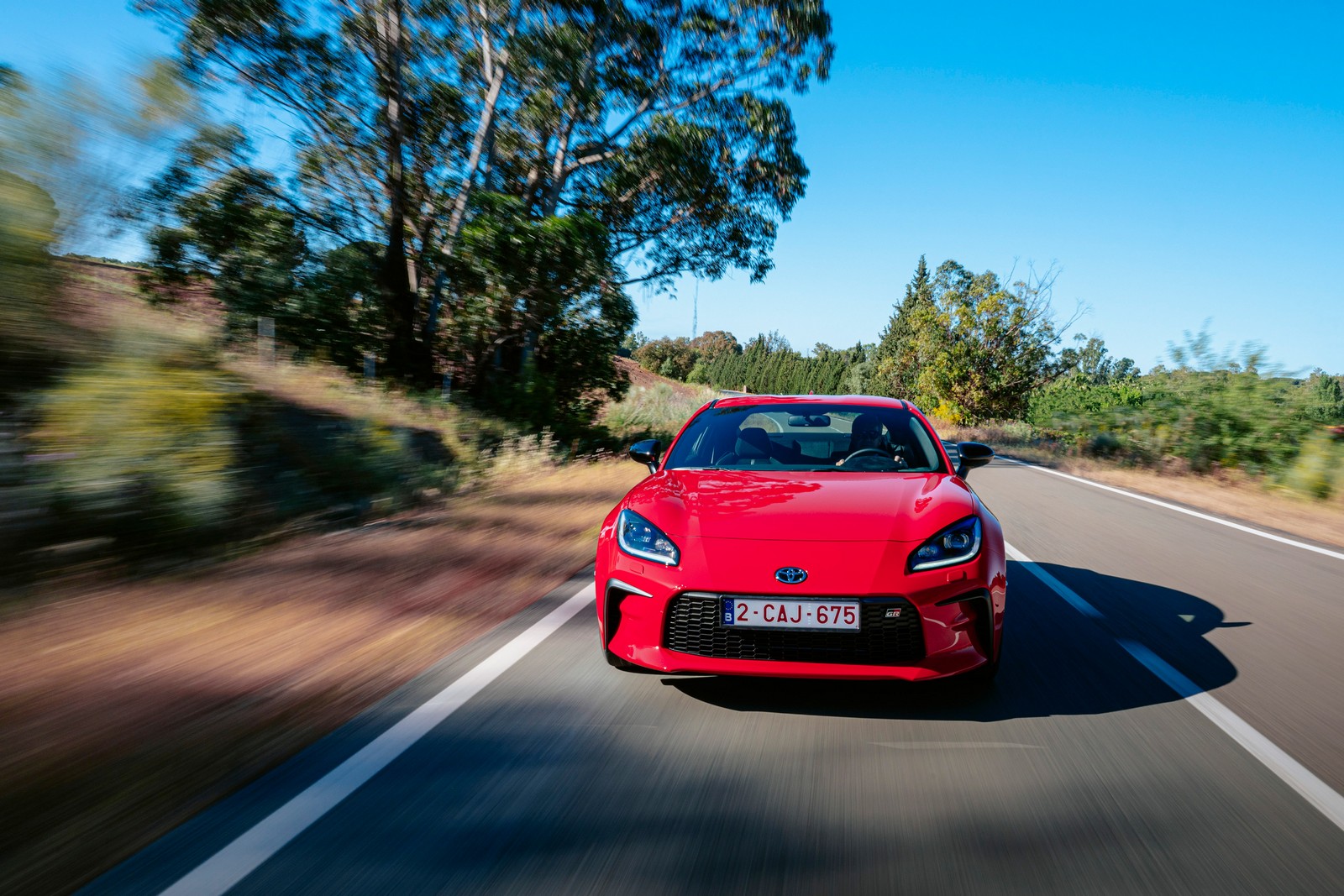 Фото Toyota GT 86 второе поколение GR 86