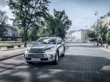 Фотография Toyota Highlander Внедорожник