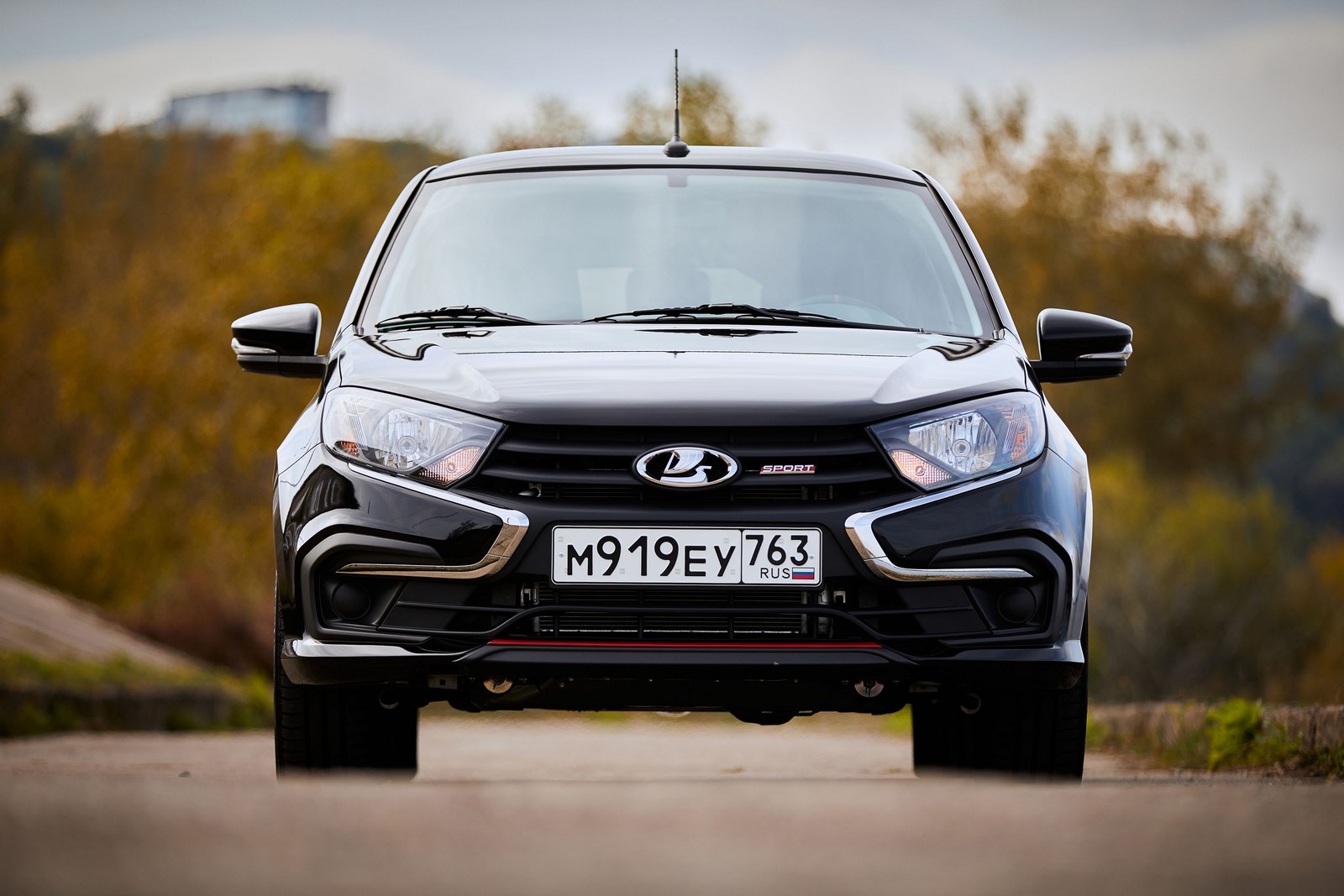 Фото Lada Granta Cross первое поколение рестайлинг Granta Sport седан