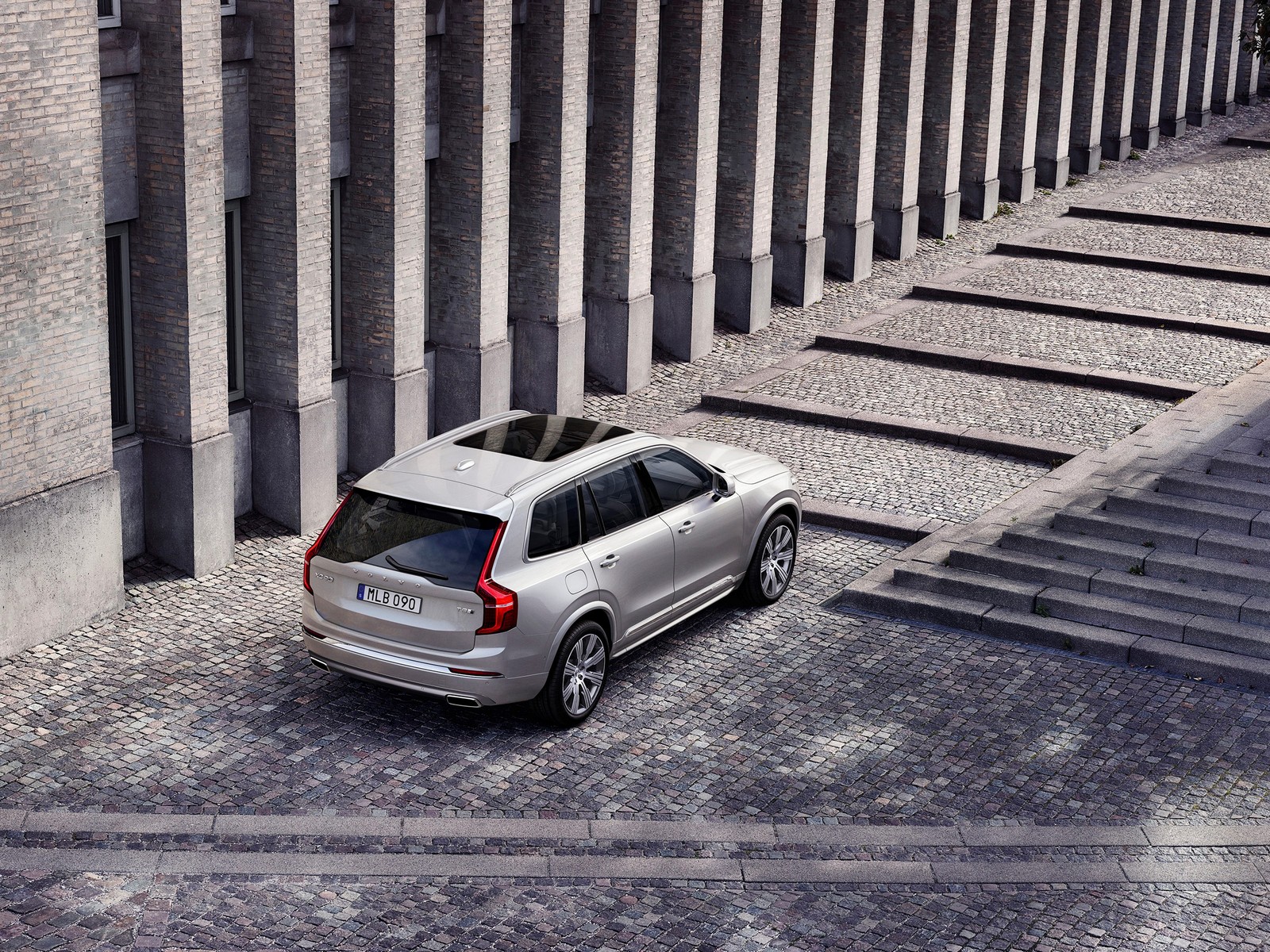 Фото Volvo XC90 второе поколение рестайлинг Внедорожник