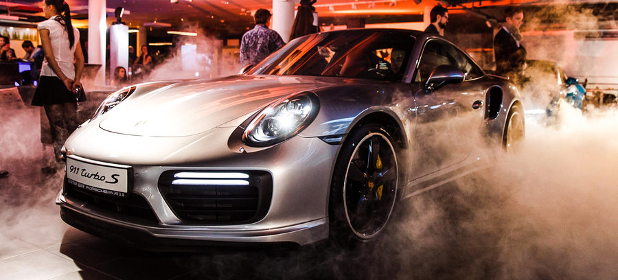 Новый Porsche 911 в Спорткар-Центр