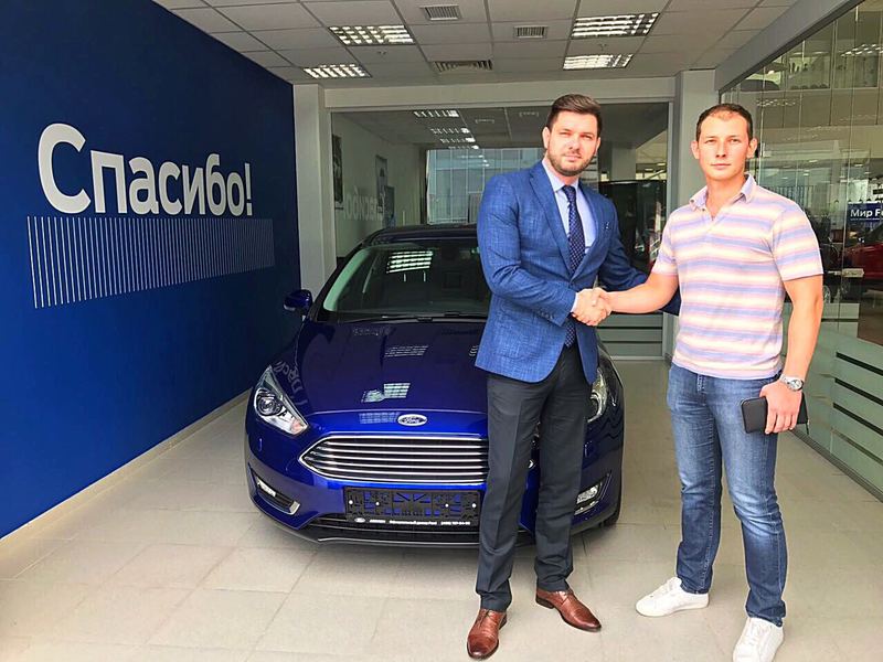 Выдача автомобиля региональному менеджеру Ford Sollers Holding Соколову Максиму