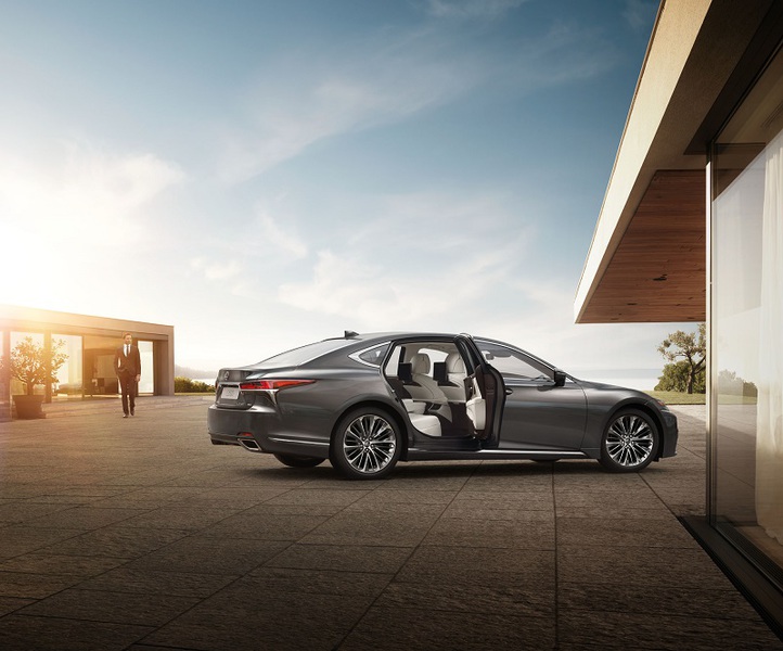Лексус – Измайлово: новое  поколение флагмана  Lexus  LS уже в наличии
