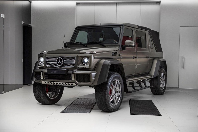 Лимитированный автомобиль Mercedes-Maybach G 650 Landaulet за 85 000 000 рублей