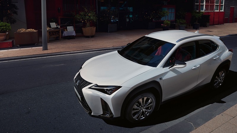 Lexus UX – новый подход к восприятию кроссовера